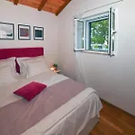 Silentio Dalmatia * Makarska