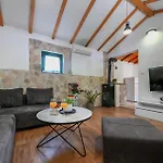 Silentio Dalmatia