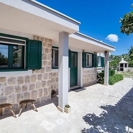 Silentio Dalmatia